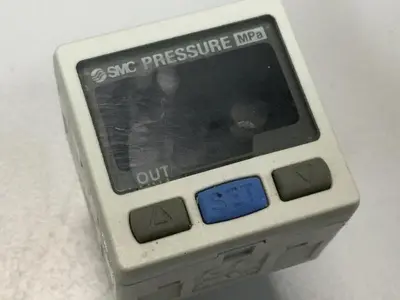 USED SMC ISE30-01-25-M
