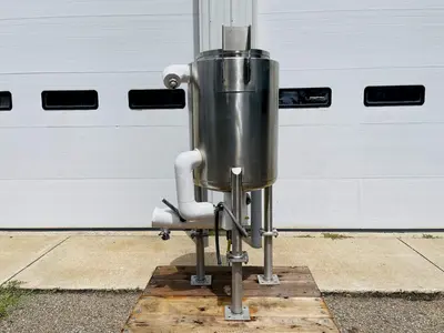 Martin Petersen Co. 33 Gallon Stainless Steel Jacketed Mix Tank
