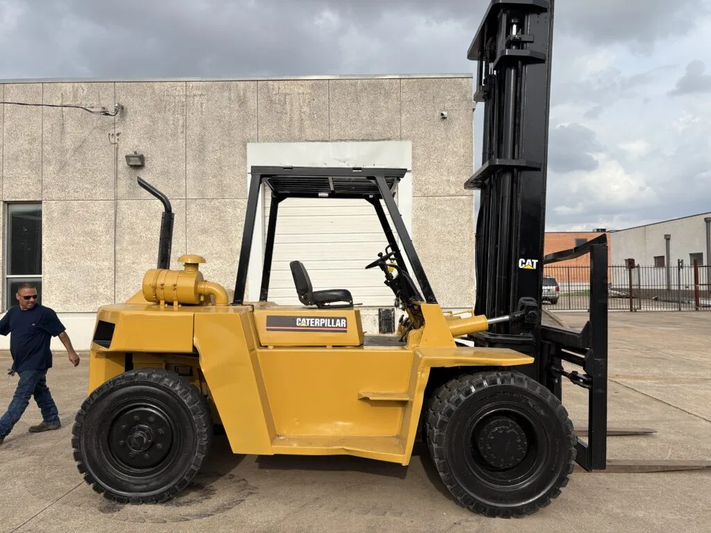 Used CATERPILLAR DP80 Internal Combustion Forklifts: Pneumatic Tire Texas US | 4K Lift Co #1503957