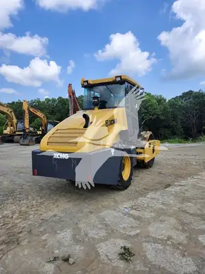 USED 2022 XCMG CV83PDU