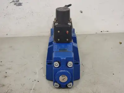NEW REXROTH 4WRDE 16 V125L-5X/6L24K9/M