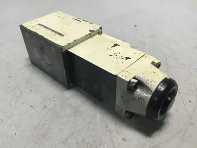 USED MANNESMANN REXROTH 3WE6A53/AG24NZ4