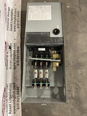 Siemens SXID4640 200A Fusible Switch Bus Plug 600V 3PH