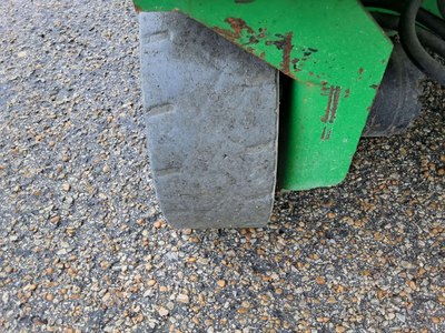 USED 2016 Genie GS-3232