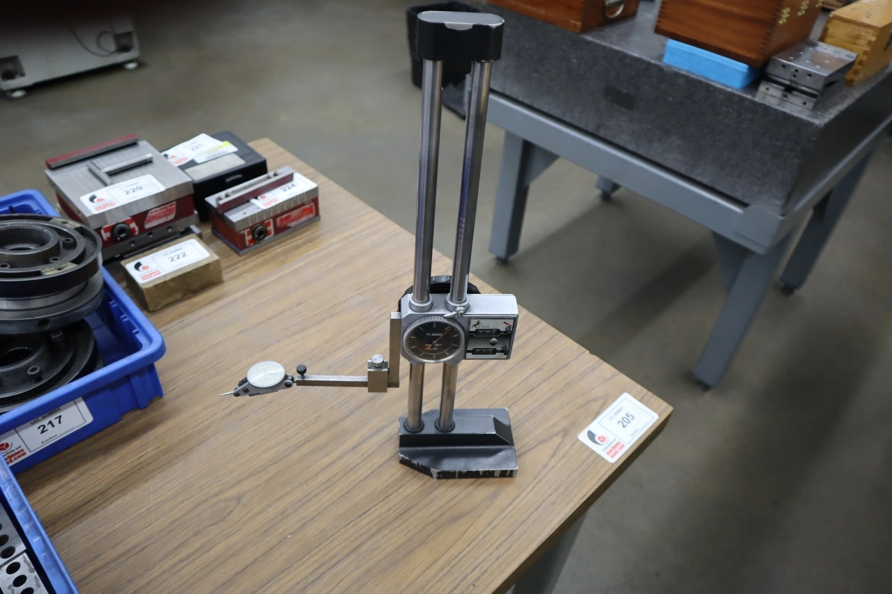 Used ETALON HEIGH GAUGE Lab Inspection Minnesota US | Machinesused.com #1506409