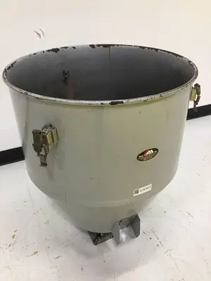USED METAL FABRICATOR HOPPER093