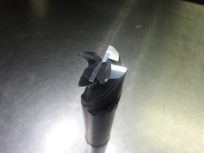 Minicut/VHIcarb 1" 4 Flute Carbide CR Endmill .040" R 6100-40120NF (LOC3381)