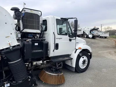 Used 2009 INTERNATIONAL 4000 Street Sweeper North Carolina US | Levan Equipment #1546313