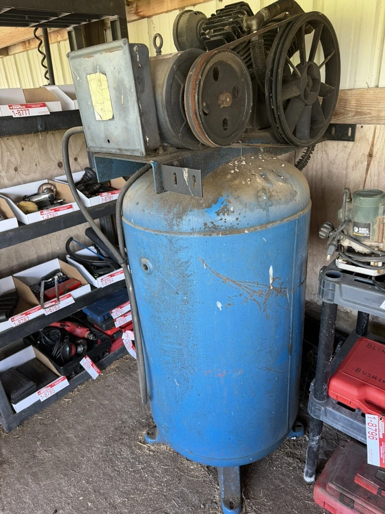 Used _UNKNOWN_ _UNKNOWN_ Lubricated Reciprocating Air Compressors Michigan US | Miedema Asset Management Group #1313573