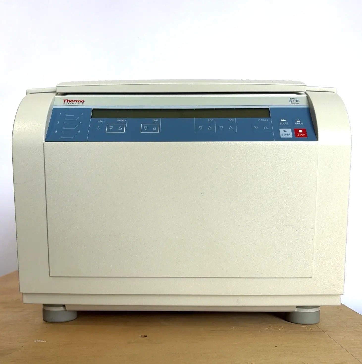USED Thermo Scientific Thermo Scientific Sorvall ST 16