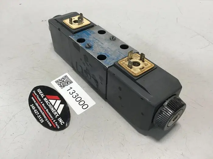 USED VICKERS DG4V-3-6C-M-U-HL7-60