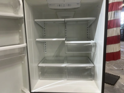 Used WHIRLPOOL GOLD FREEZER ON BOTTOM Refrigerators Michigan US | Miedema Asset Management Group #1425164