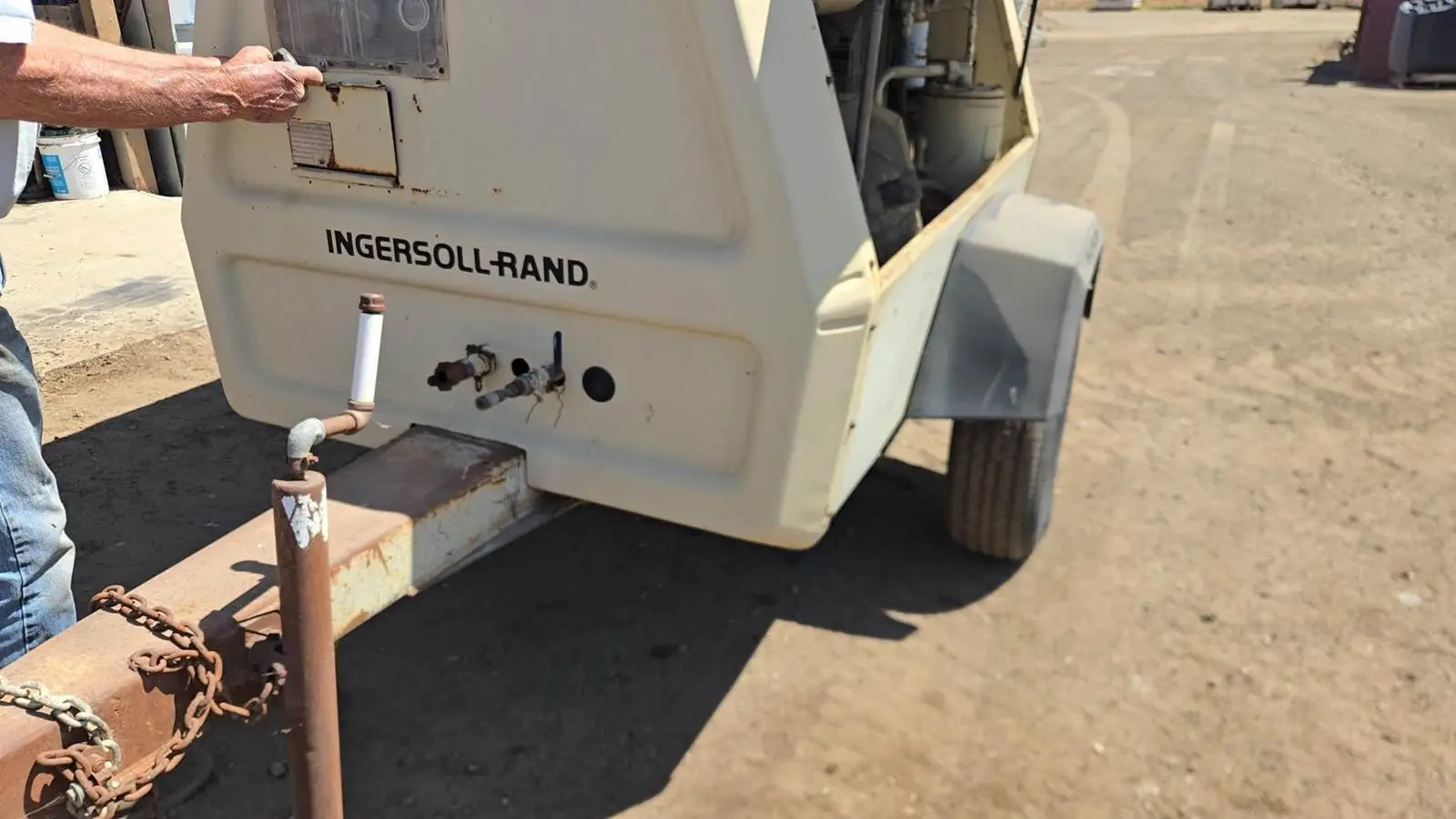 Used 1981 INGERSOLL-RAND P185 Air Compressors, Portable California US | Ben Kaplan Equipment #1359251