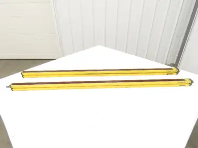 Banner SLSCE30-1200Q8|SLSCR30-1200Q8 Light Curtain Receiver/Transmitter Set 1.2m