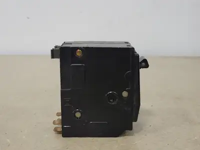 USED SQUARE D QO230