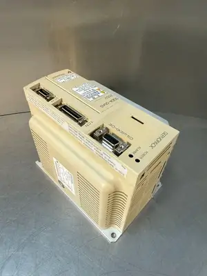 Yaskawa SGDA-08AS Servopack 1Phase 50/60Hz (1.5.1)