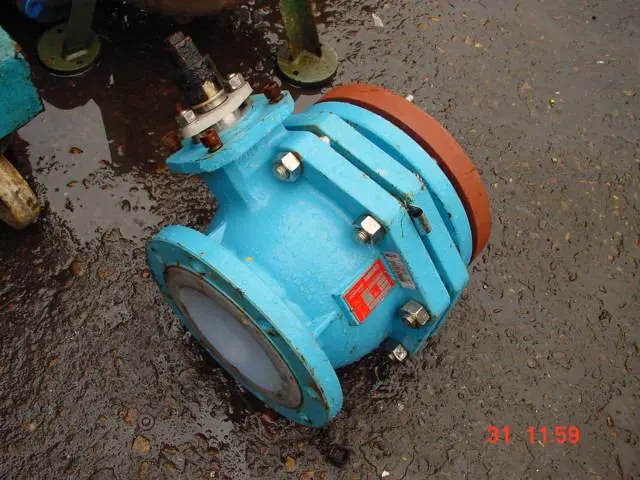Flowserve 150 Mm Ptfe Lined Ball Valve