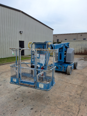 USED 2014 Genie Z-34/22N