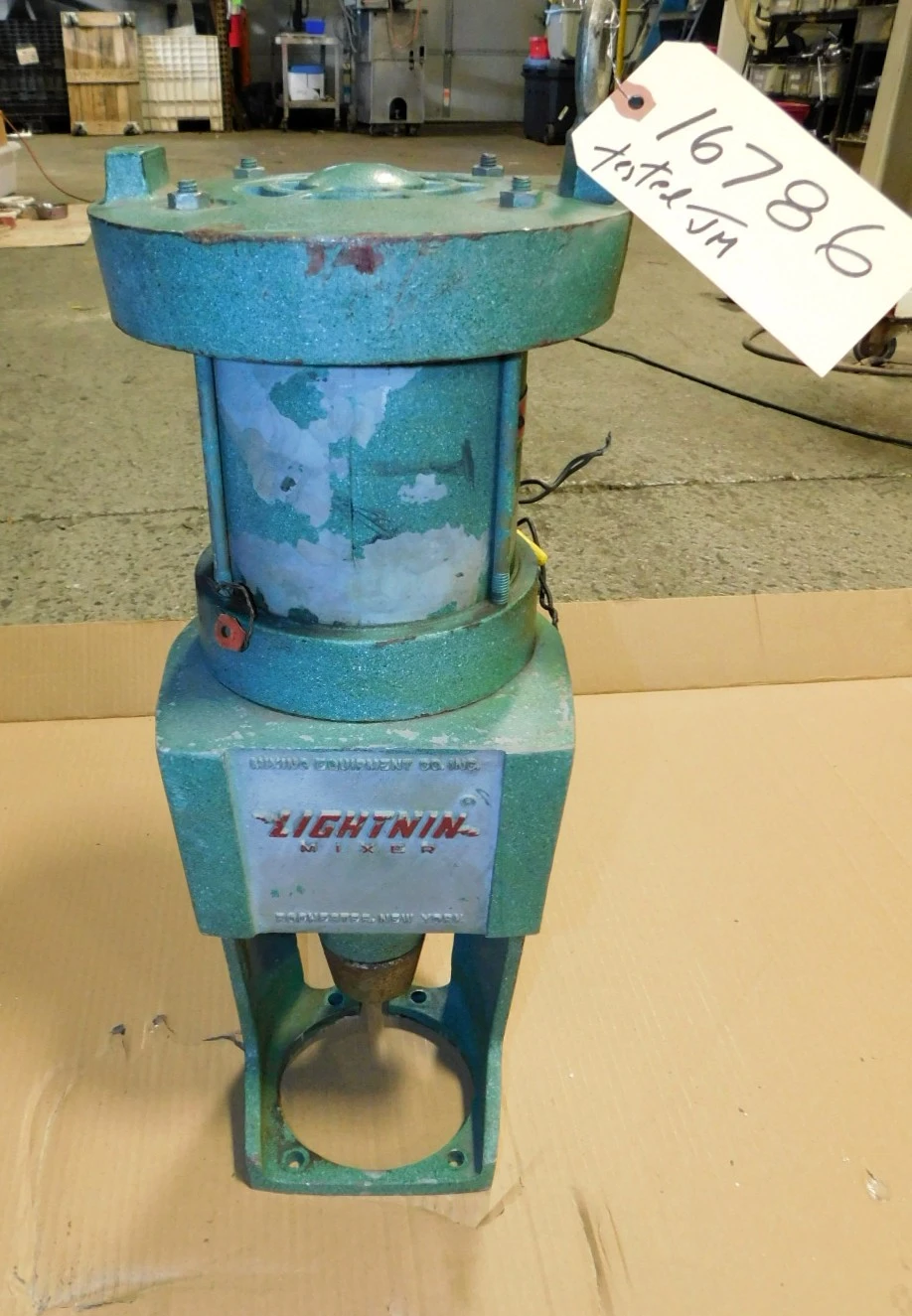 USED LIGHTNIN MIXER N33G-33