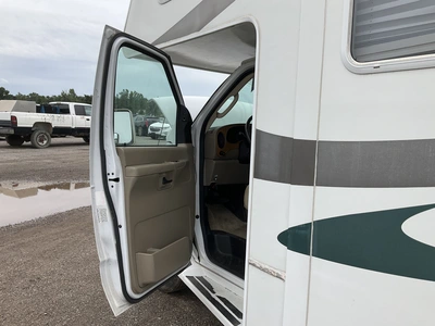 USED 2006 JAYCO GREYHAWK 31