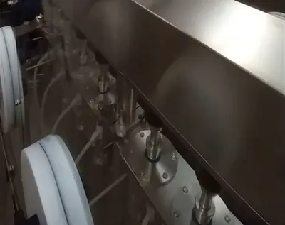 2021 STERILINE VFM400 Filling Line Liquid | Perry Equipment (5)