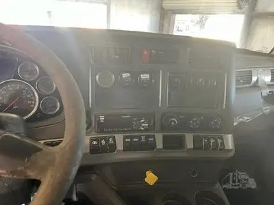 2015 KENWORTH T880 Industrial Vacuum Trucks | Crossford Machinery Group (3)
