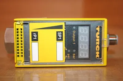 USED TURCK ELEKTRONIK PC040-GI1/4A1M L1APN8X-H1141