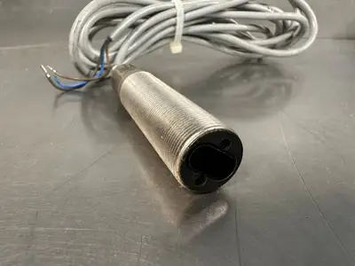 Balluff W Germany Spannung/Supply 10-30V DC 200mA PNP Technik Logik (7.2.3)