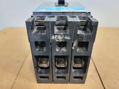 USED SIEMENS ED43B015