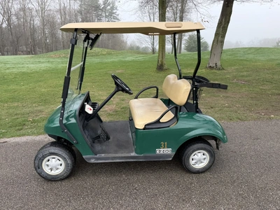 (1) 2017 E-Z-Go golf cart with a Kawasaki gas engine, model 625111G01, does not include Club canopy ...