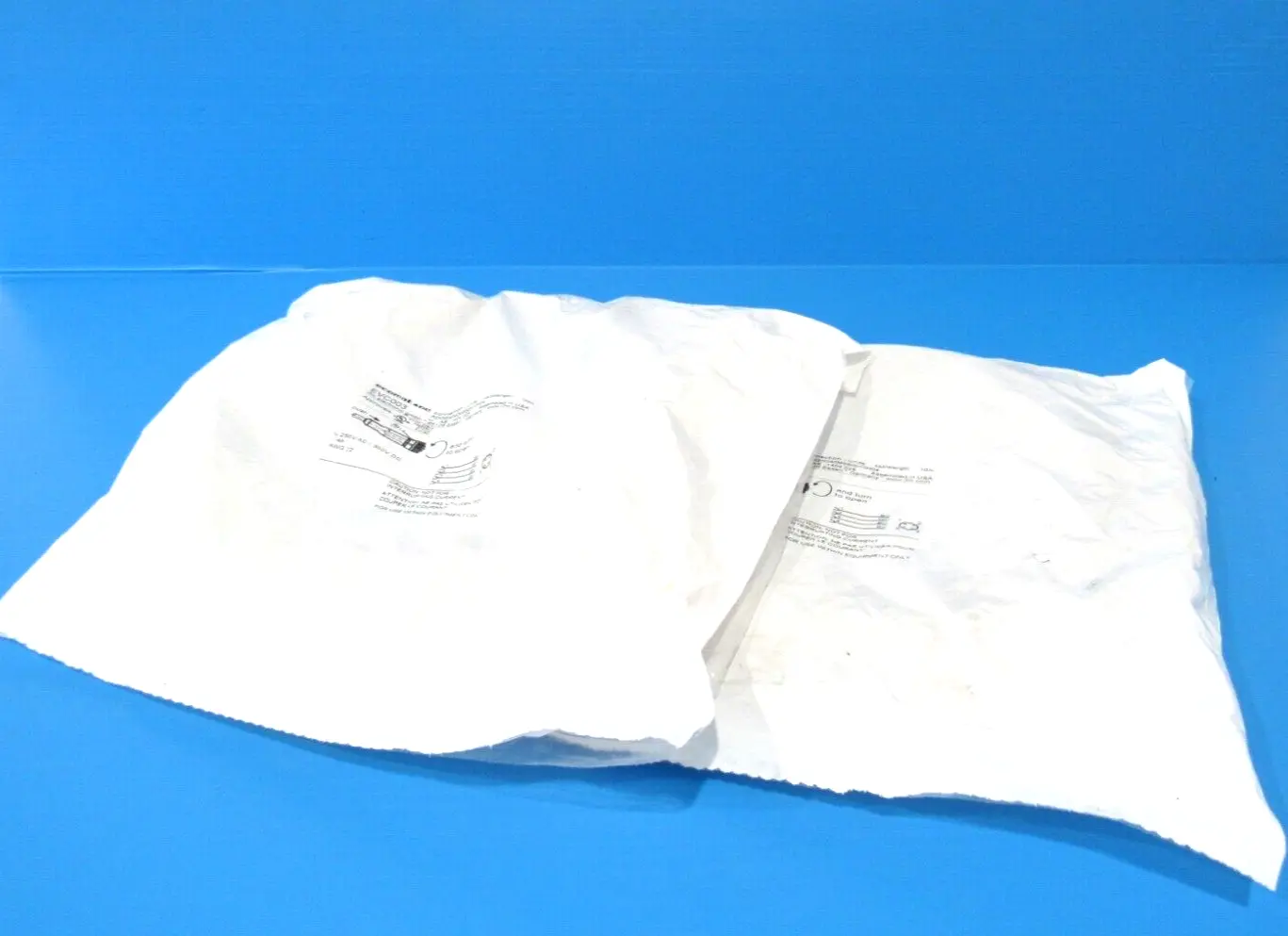 LOT OF 2 NEW IFM EFECTOR ADOGH040MSS0010H04 CABLES EVC003