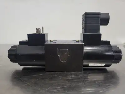 NEW YUKEN DSG-01-3C3-D12-N-60905