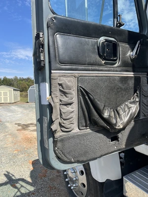 Used 1999 MACK CH-613 Conventional trucks North Carolina US | Proxy Equipment #1385257