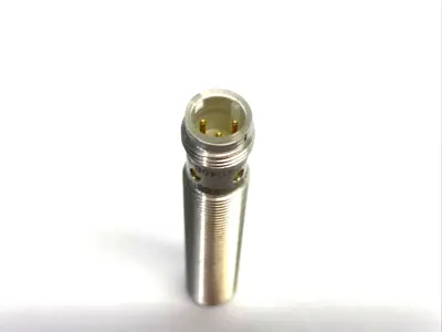 USED BALLUFF INDUCTIVE PROXIMITY SENSOR CYLINDRICAL 4MM RANGE