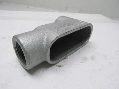 OZ Gedney LB47 1-1/4" Type LB Conduit Body W/O Cover Lot of 2