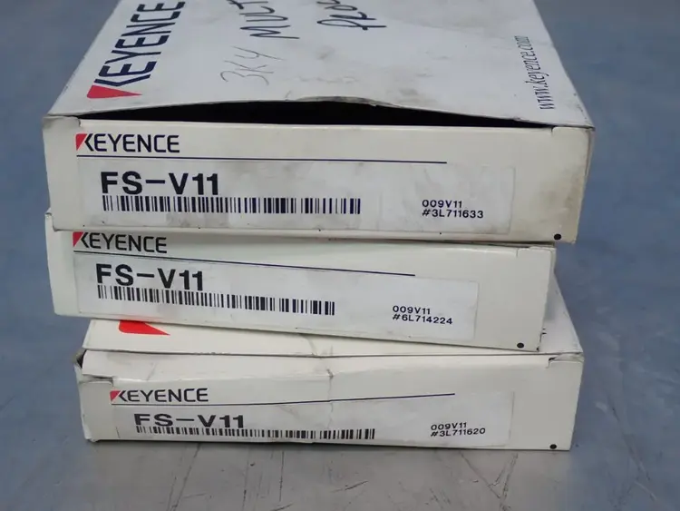New | in-Stock KEYENCE FSV11 Amplifiers | HGR 24 #741199