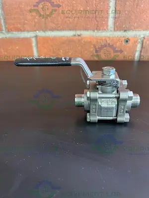 USED SWAGELOK SS-63TS8 STAINLESS STEEL BALL VALVE W/ 3/4" THREADED FITTING