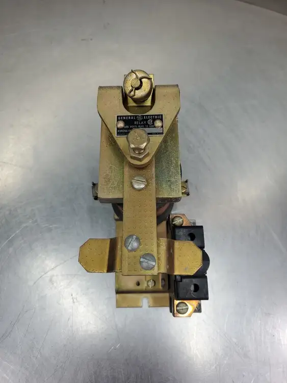 Used General Electric IC2820A100BB Relays & Switches | Palmetto Automation #1149879