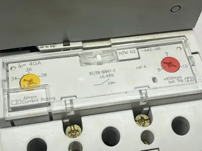 USED EATON MOELLER CIRCUIT BREAKER 3-POLE 40A 690VAC/750VDC W/NZM2-XDV