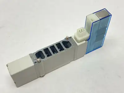 Used SMC Pneumatic Solenoid Valve 5-Port Solenoid Valves Michigan US | Maverick Industrial Sales #1391207