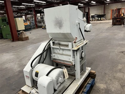 12" x 16" Whitaker Granulator With Belt Conveyor