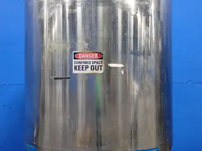 800 Gallons S/s Tank W/ Agitator