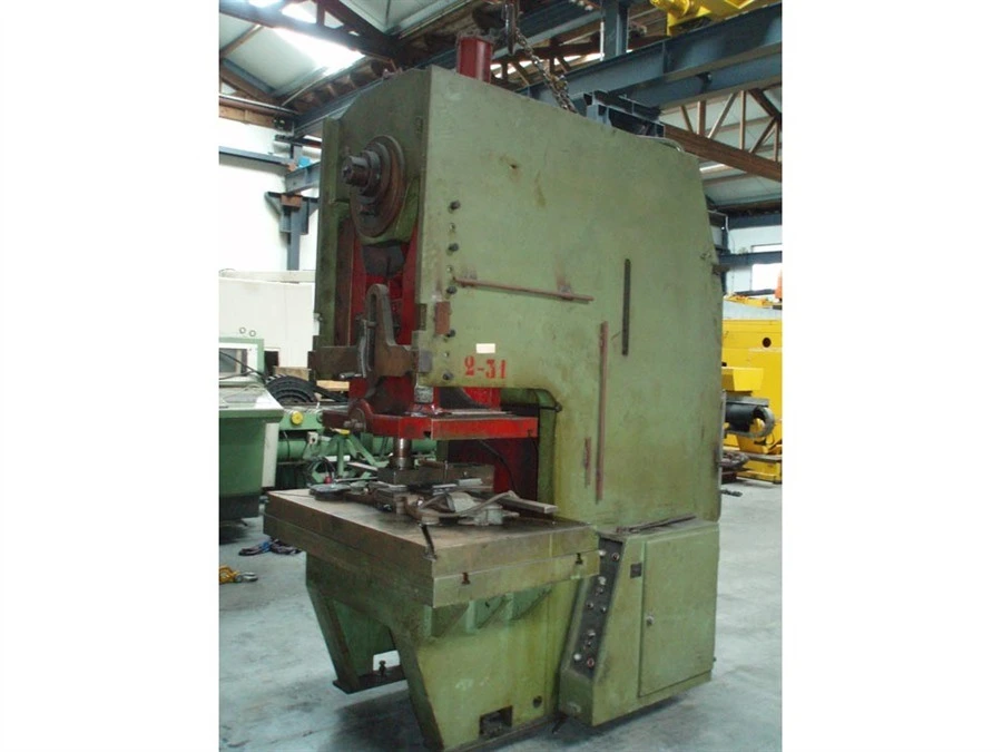 USED CLAEYS/EMKA EPR 160 TON