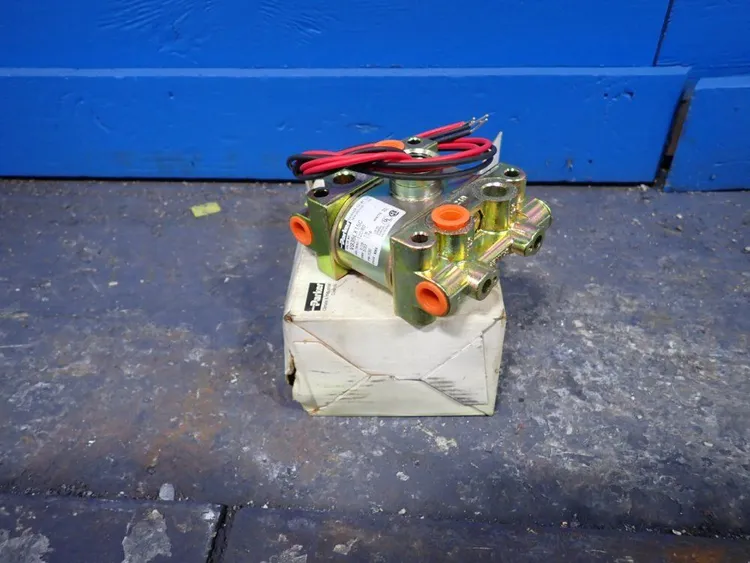 Used PARKER V935LX15C Pumps Ohio US | HGR 24 #900476