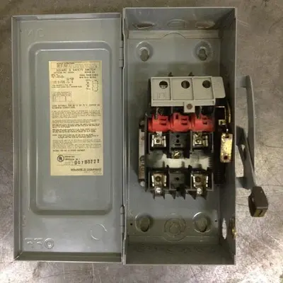 USED SQUARE D D222N