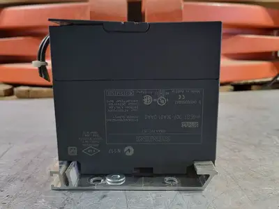 USED SIEMENS 6ES7 307-1KA01-0AA0