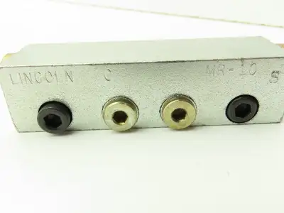 Lincoln MR-10S Lubricator Divider Valve Block 10S  LOT OF 11