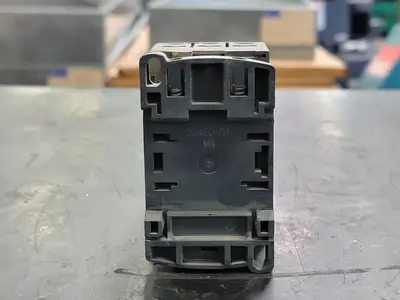 USED SCHNEIDER ELECTRIC LC1D12