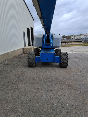 USED 2015 Genie S-85
