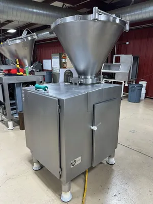 Used VEMAG HP 12E Sausage Stuffers Illinois US | M&M Equipment Corp. #1145397